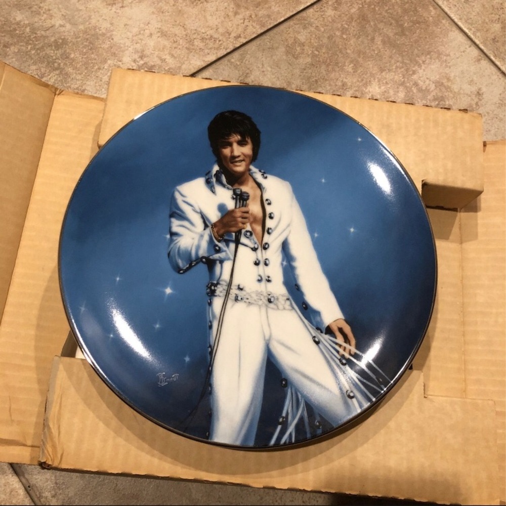Elvis Presley collectible plate